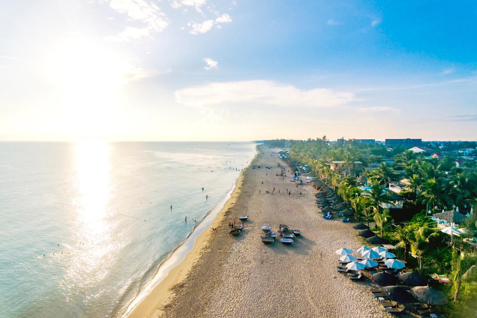 Beach Palm Villa Хойан Экстерьер фото
